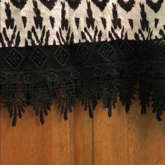 H&M blouse - Picture 3 of 4